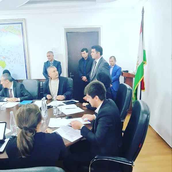 Даъватнома ба иштирокчии Ассотсиатсияи риэлторҳо ва соҳибмулкони амволи ғайриманқули Тоҷикистон